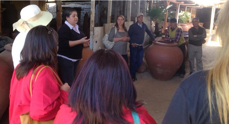 Artesanos del Valle de Colchagua asisten a talleres organizados por el Instituto del Patrimonio Turístico