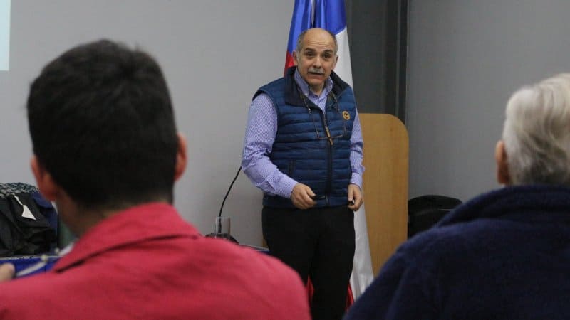 Experto internacional realiza talleres de autorregulación del aprendizaje a docentes de FECS