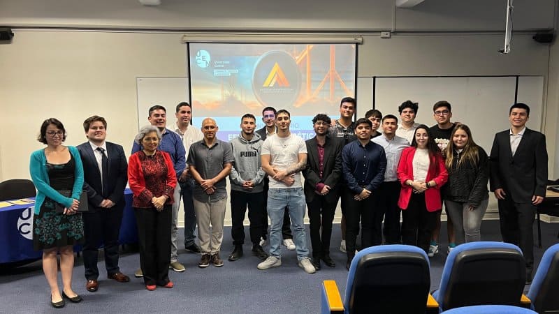 Estudiantes organizaron charla 