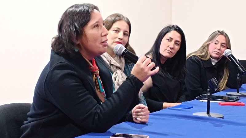 Conversatorio sobre clima laboral en la enfermería