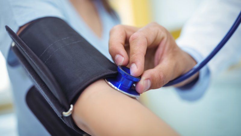 La batalla contra la Hipertensión Arterial en Chile el “Asesino Silencioso”