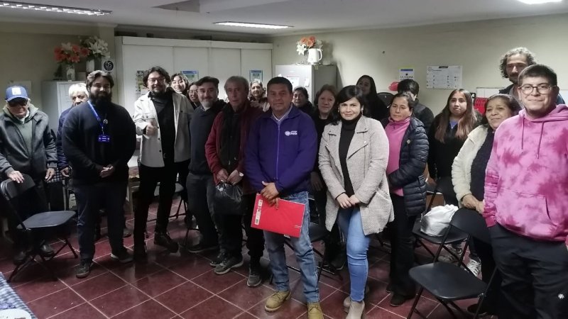 Investigador Marco Valencia realizó conversatorio sobre Patrimonio Funerario en el Cementerio de Melipilla