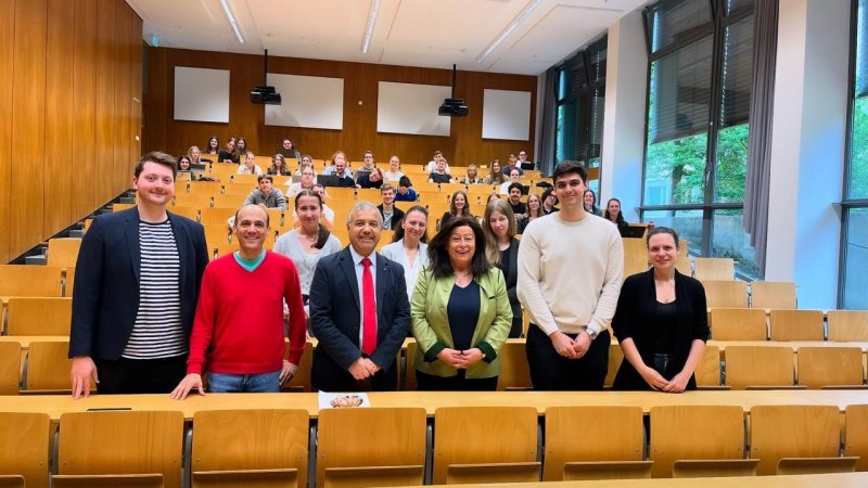 Profesor Santiago Zárate realizó estancia en Universidad del Sarre