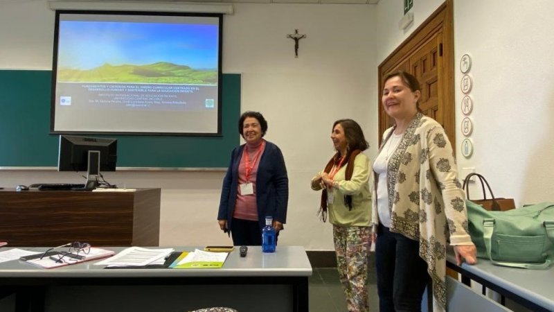 Académicas de la FED participaron en el XVI Congreso Internacional de Teoría de la Educación en la Universidad de Navarra