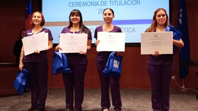 Se titula cuarta generación de Nutricionistas de la U. Central