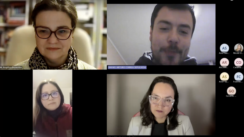 Magíster en Derecho Público presentó tesis de obtención de grado