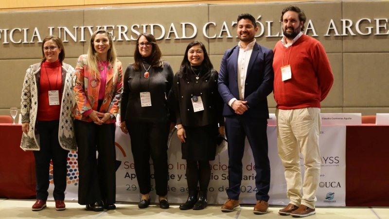 Equipo de la Dirección de Vinculación con el Medio participa en el 27° Seminario Internacional de Aprendizaje y Servicio Solidario en Buenos Aires