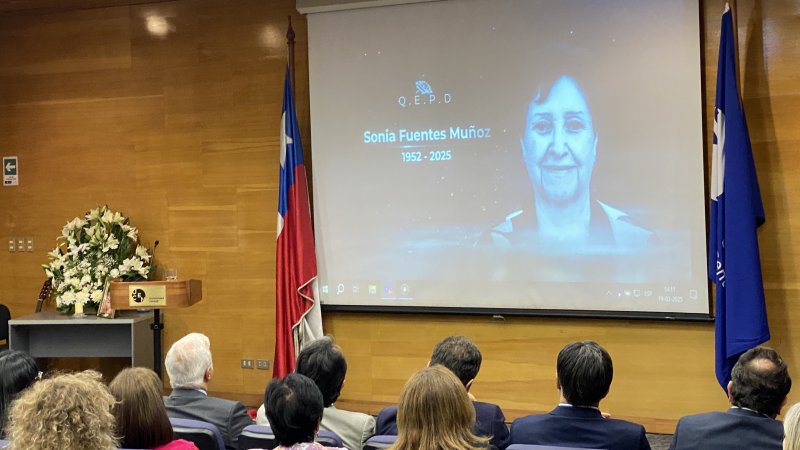 Facultad de Educación rinde emotivo homenaje a la Dra. Sonia Fuentes
