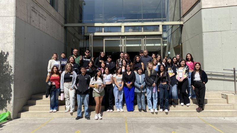 Estudiantes de Trabajo Social participan de bienvenida de la carrera