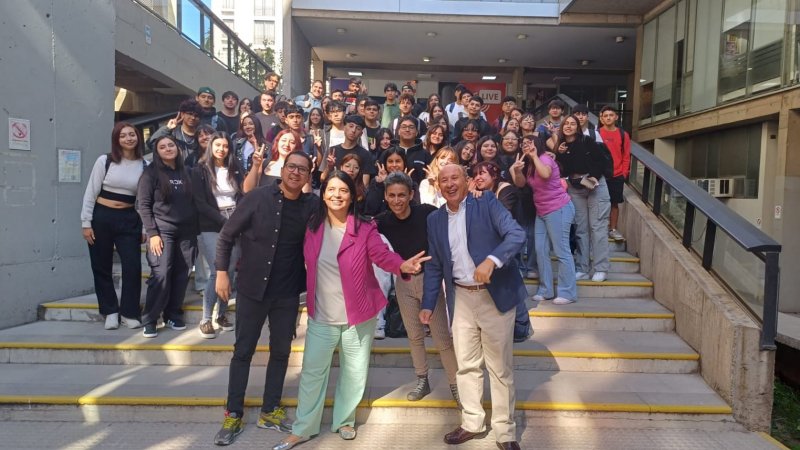 Estudiantes nuevos de la carrera de Publicidad iniciaron su vida universitaria con jornadas de integración y formación