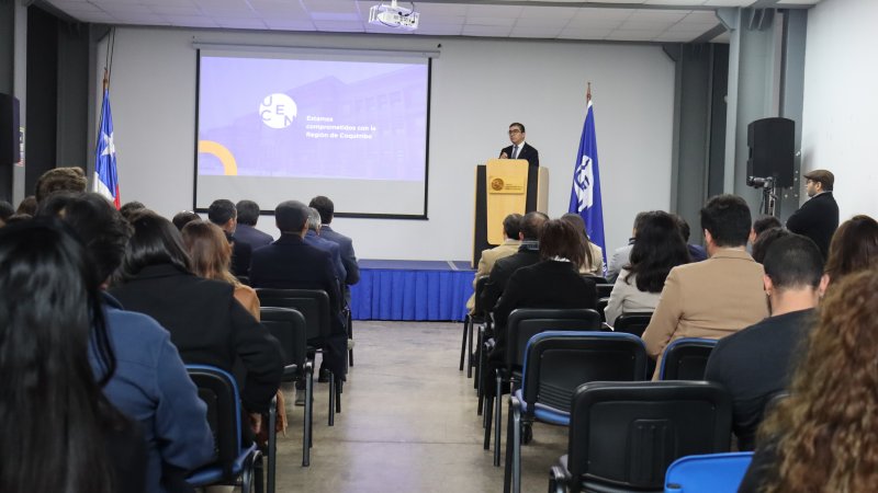 Vicerrectoría Académica socializa reglamentos de las facultades de la U.Central