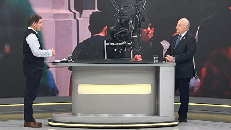 “Los estudiantes no pueden pagar más de lo que les financió el Estado”